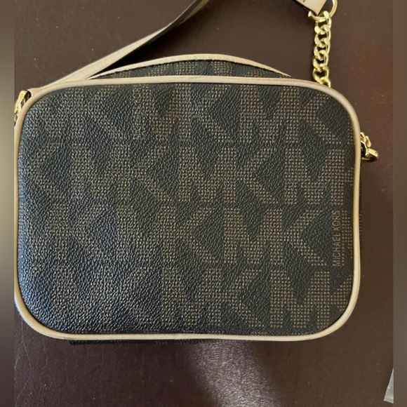 Michael Kors Mini Jet Set Shoulder / Crossbody Bag - Picture 5 of 8